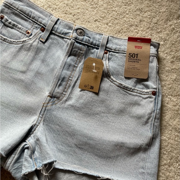 Levi's Women's Faded Blue Jean Shorts - Picture 2 of 11